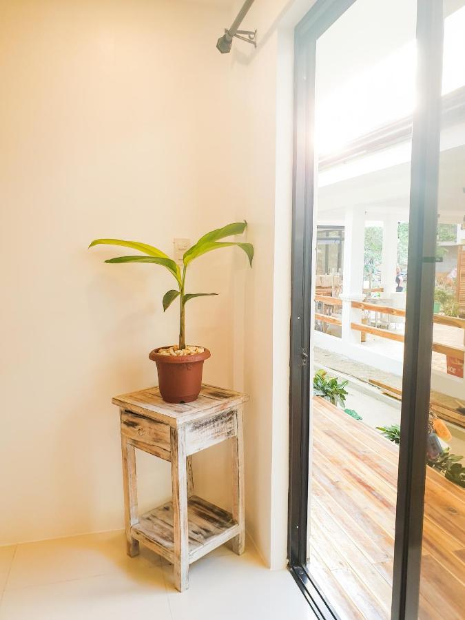 Hutch Lodging House El Nido Buitenkant foto