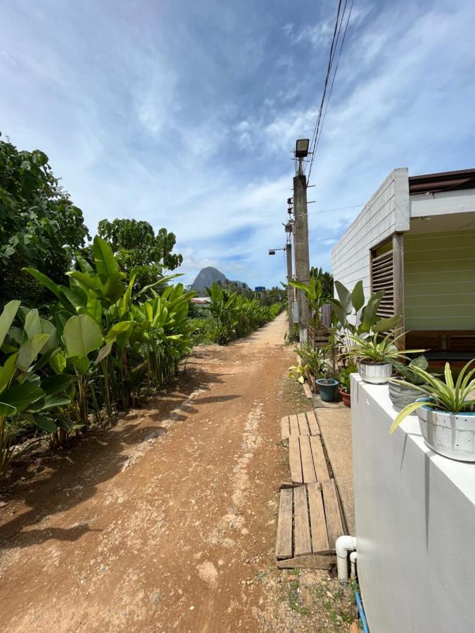 Hutch Lodging House Hotel El Nido Buitenkant foto